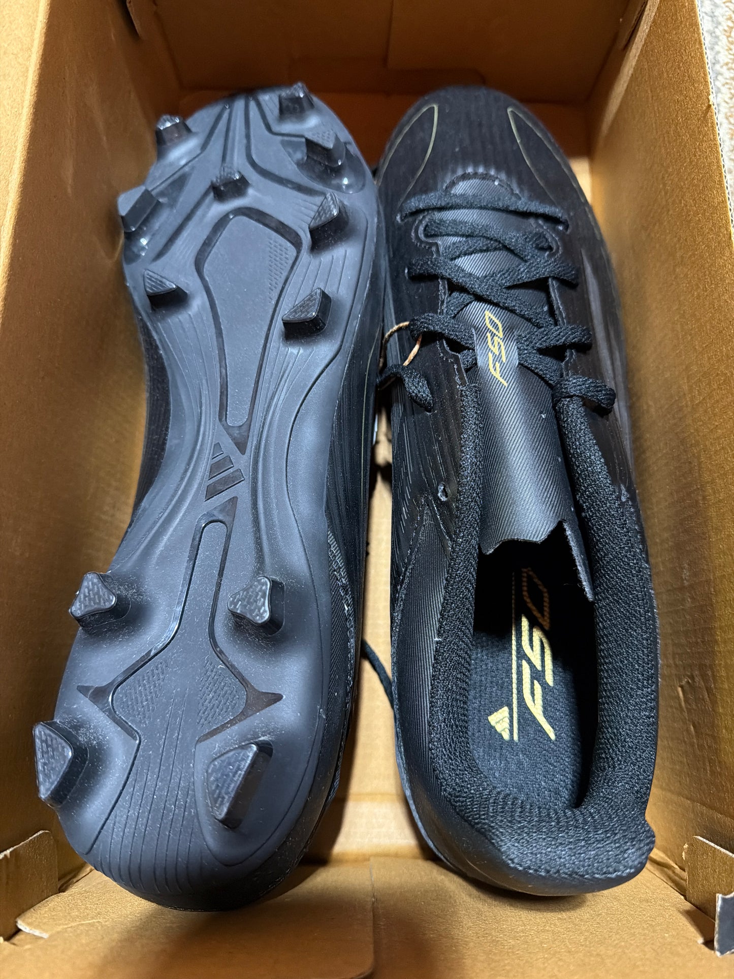 ADIDAS F50 CLUB FxG