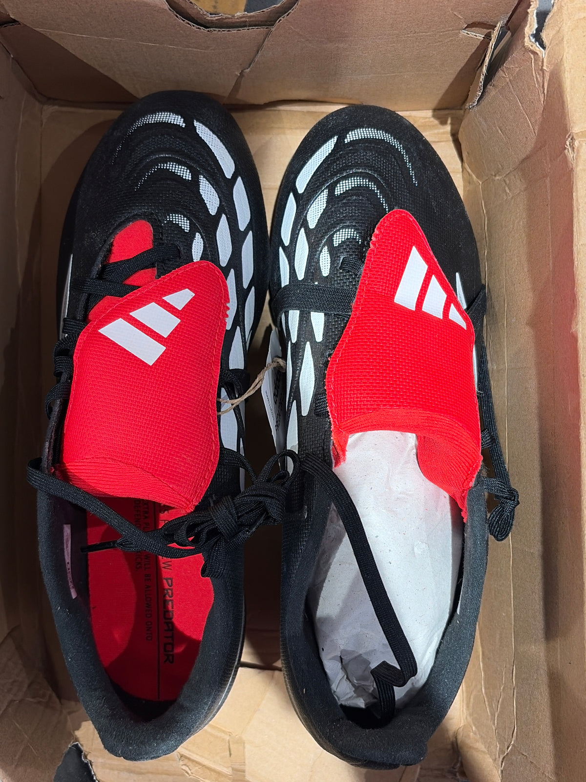 ADIDAS PREDATOR CLUB FxG with tongue