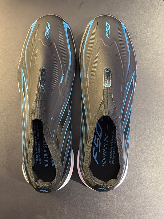 ADIDAS F50 LACELESS (BLACK)