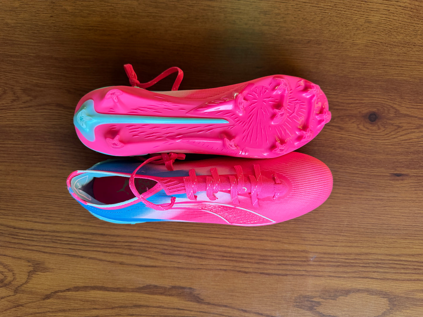 Puma Ultra pink