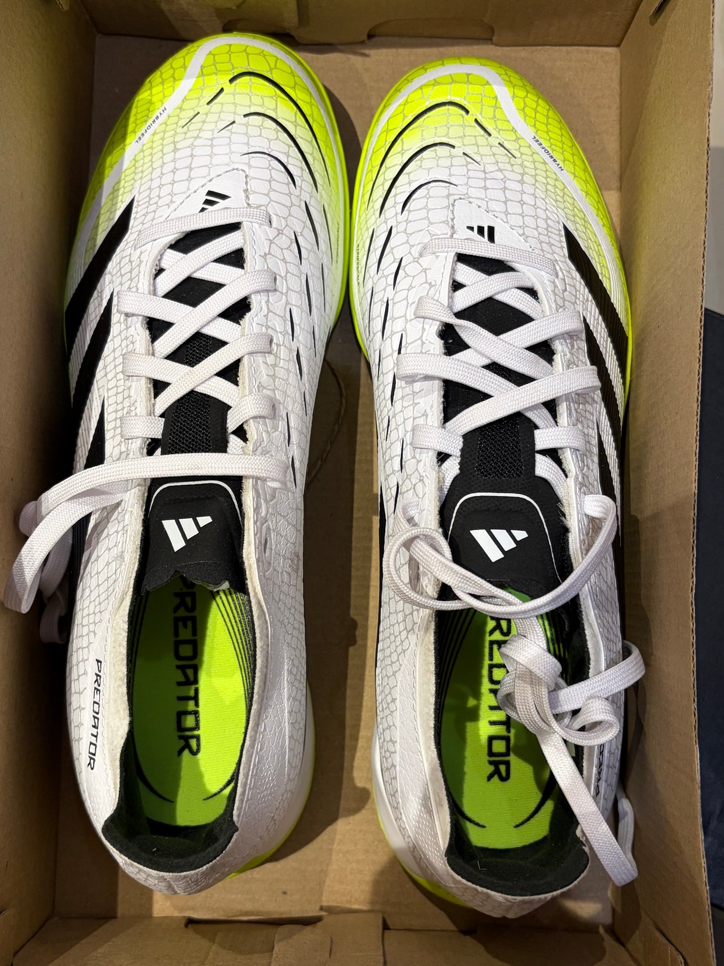 ADIDAS PREDATOR LEAGUE TURF