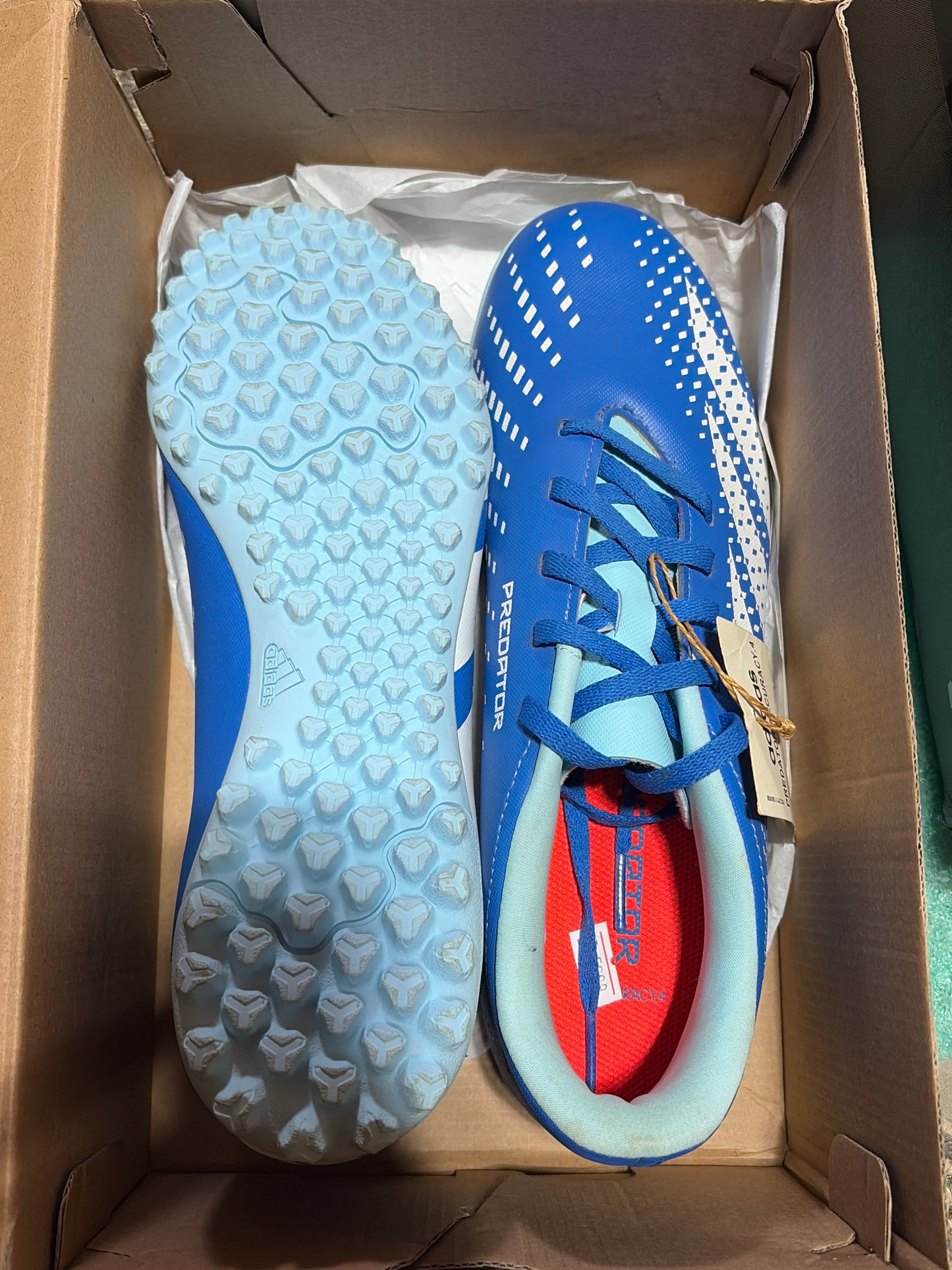 ADIDAS PREDATOR ACCURACY.4