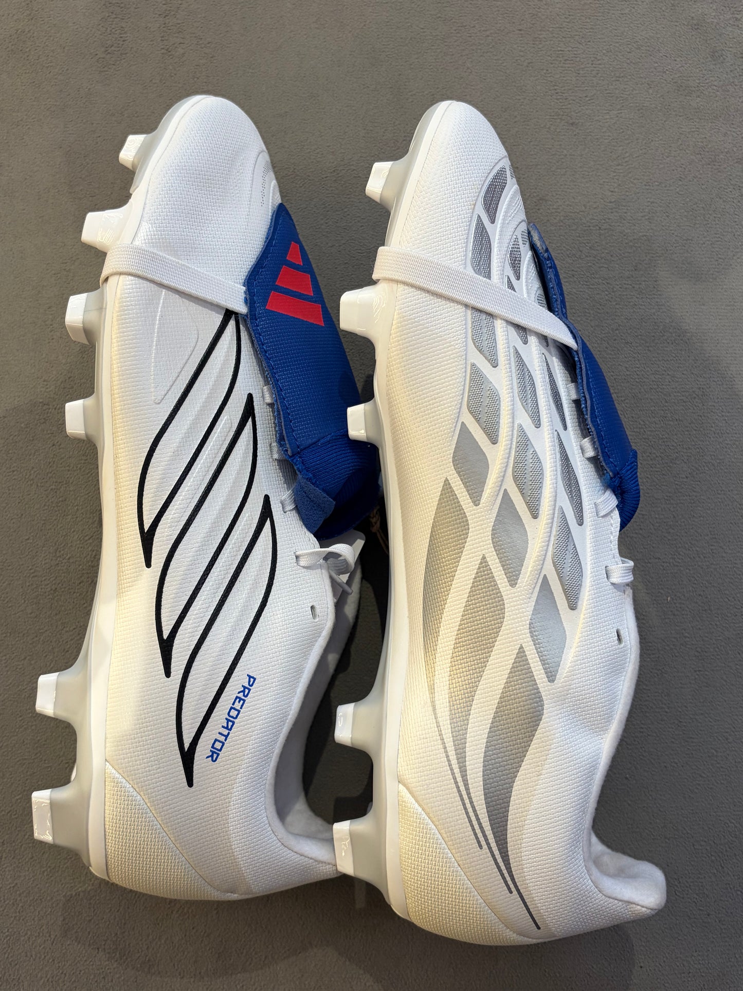ADIDAS PREDATOR CLUB FxG with tongue