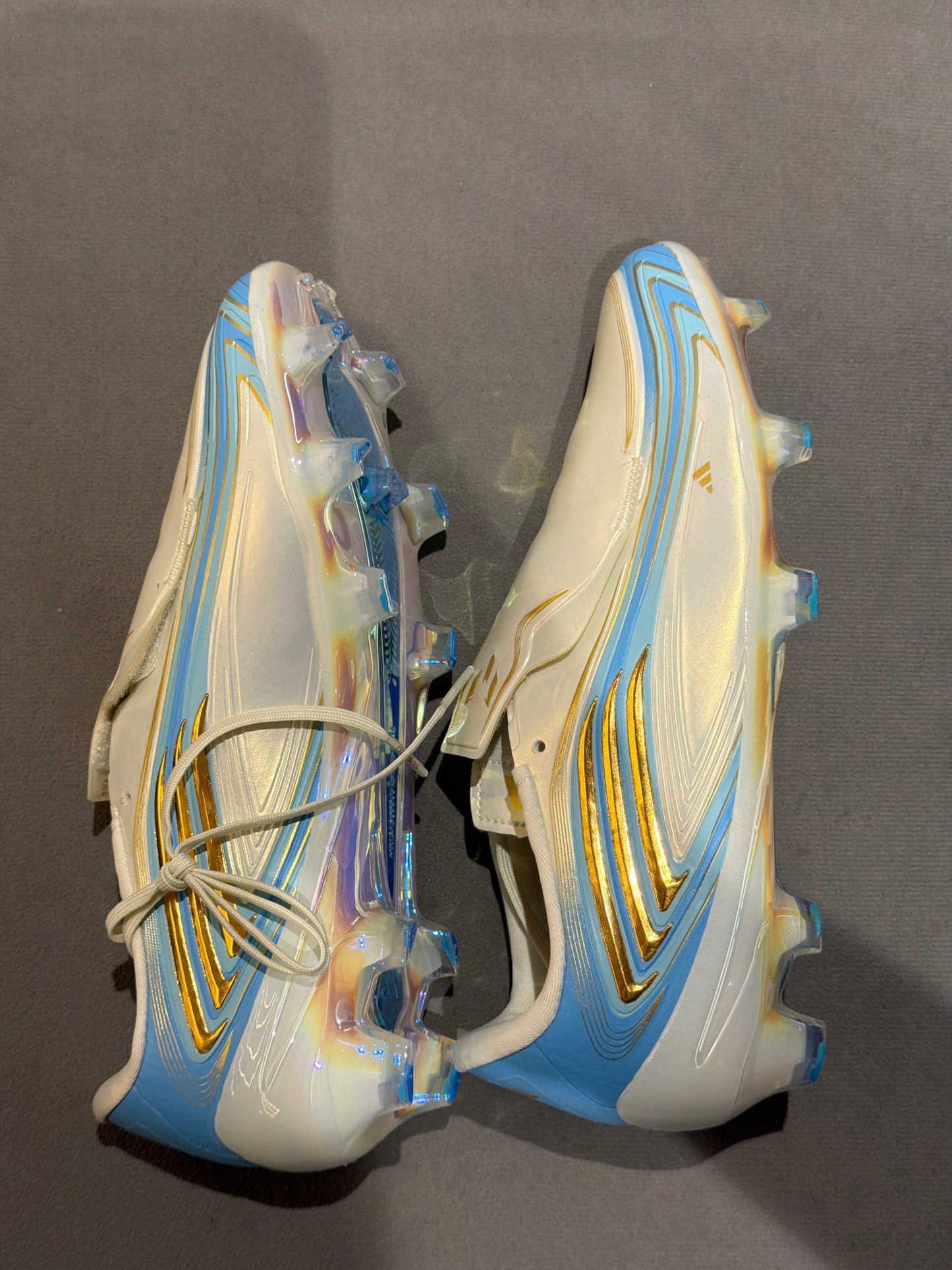 ADIDAS F50 LACELESS Messi Edition