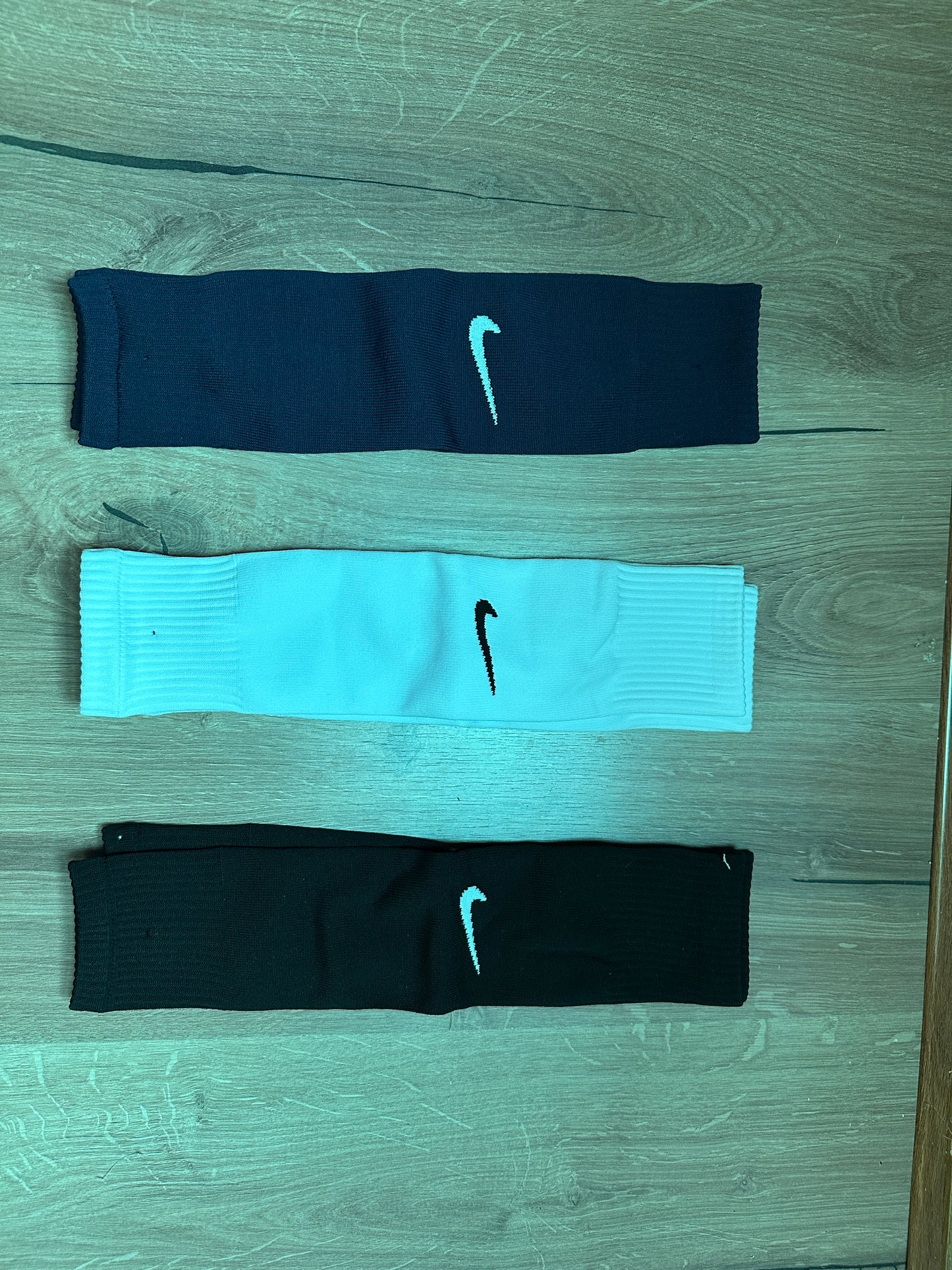 Nike cut stocking (BLACK)