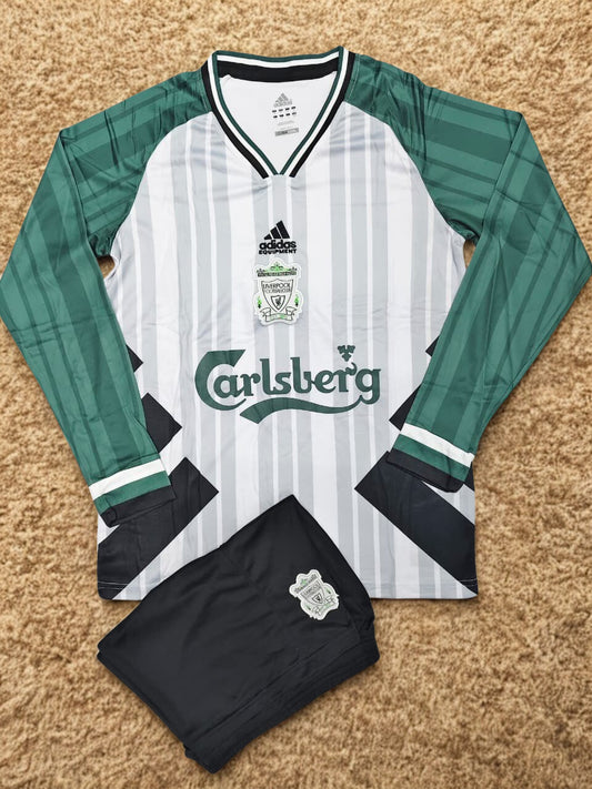 Liverpool Retro Away Set with shorts (full sleeves)