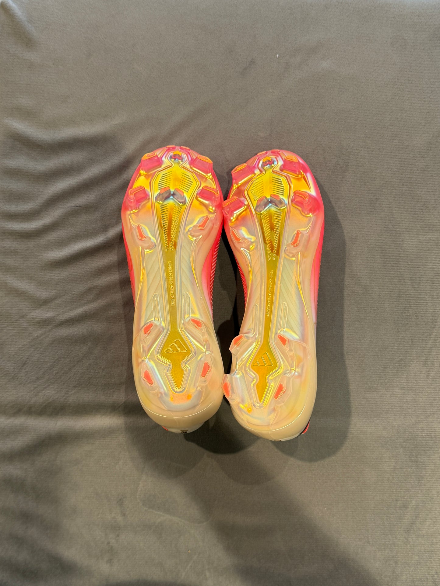 ADIDAS F50 LACELESS (Pink)