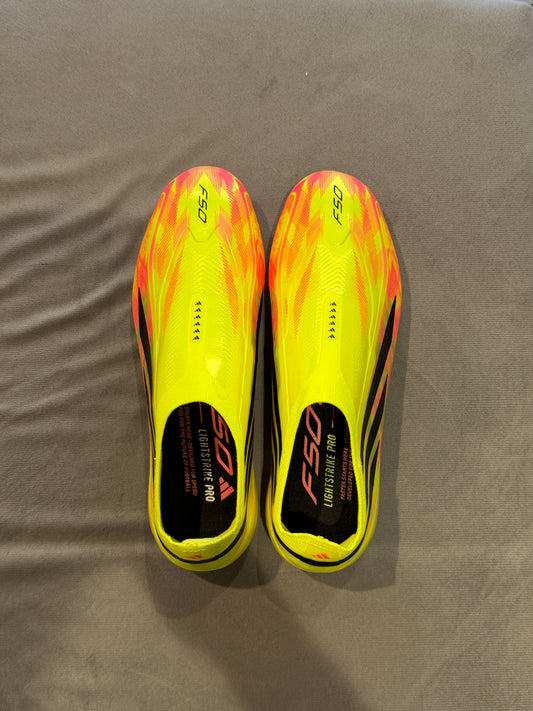 ADIDAS F50 LACELESS (yellow)